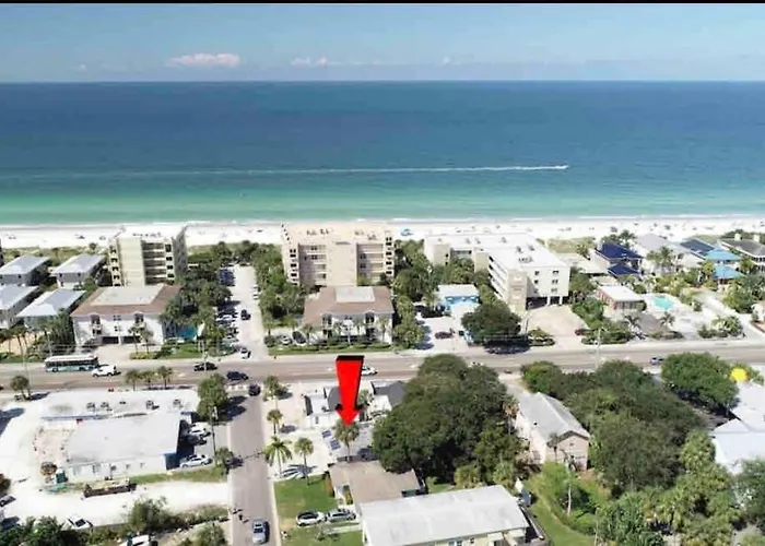 Steps From The Beach, Renovated 1bd 1 Bth
